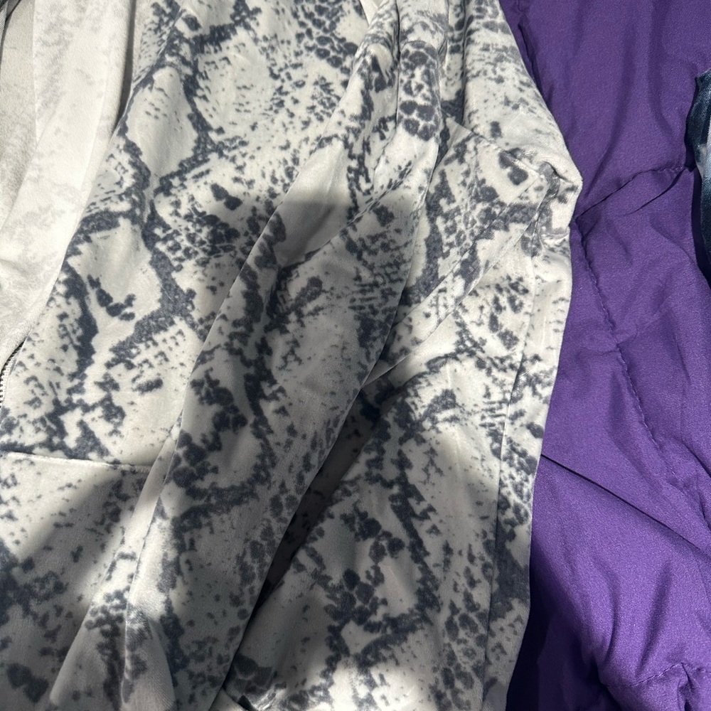 LuLaRoe Gray and White Snake Print Hoodie